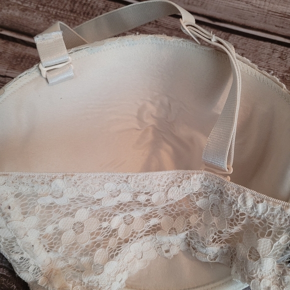 Rene Rofe Cream underwire Bra floral lace overlay 42D - Picture 4 of 11
